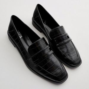 BNWT Zara Animal Print Loafers